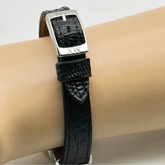 Mary Kay Vtg Watch MOP Dial Silver Tone Reversible Leather Band Black or Brown - Picture 8 of 8